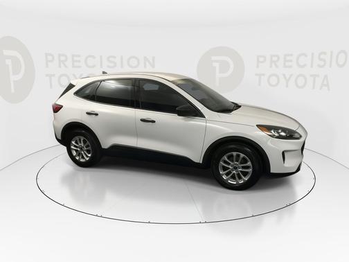Oxford White 2020 Ford Escape S