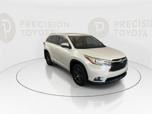 Blizzard Pearl 2016 Toyota Highlander XLE V6