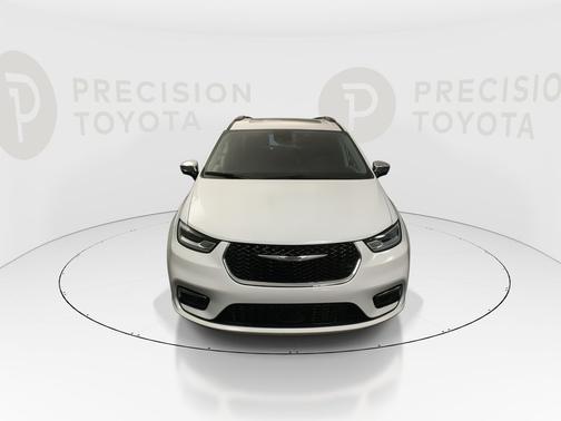 Bright White Clearcoat 2023 Chrysler Pacifica Limited