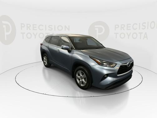 Moon Dust 2021 Toyota Highlander Hybrid LE