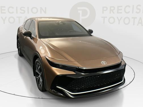 Bronze 2026 Toyota Crown XLE