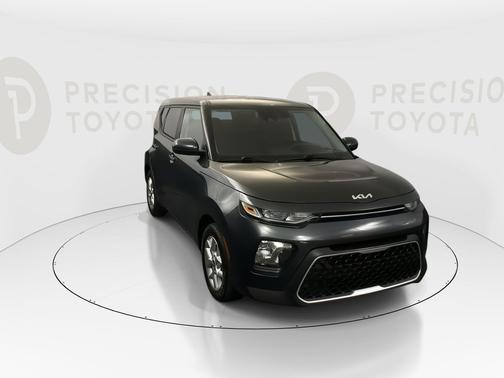 Gravity Gray 2022 Kia Soul LX
