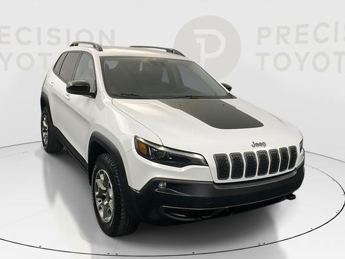 Bright White Clearcoat 2022 Jeep Cherokee Trailhawk