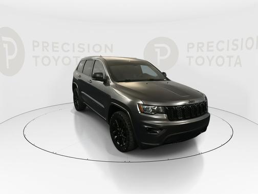 Granite Crystal Metallic Clearcoat 2021 Jeep Grand Cherokee Laredo X