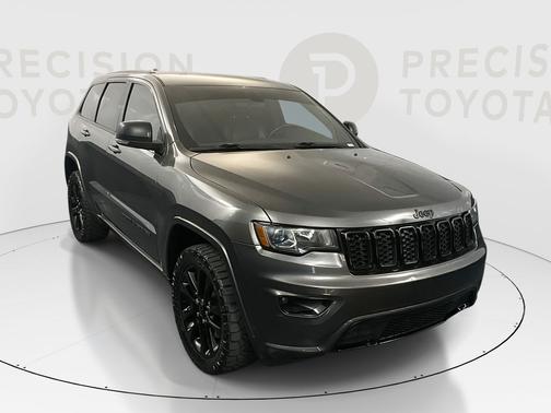 Granite Crystal Metallic Clearcoat 2021 Jeep Grand Cherokee Laredo X