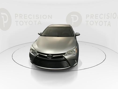 Celestial Silver Metallic 2017 Toyota Camry LE