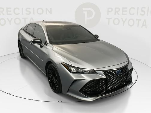 Celestial Silver Metallic 2022 Toyota Avalon Hybrid XSE