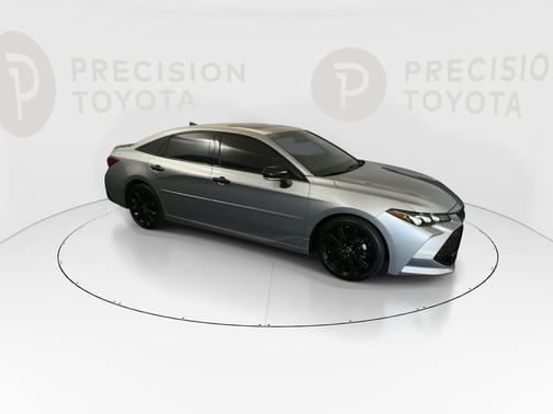 Celestial Silver Metallic 2022 Toyota Avalon Hybrid XSE