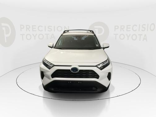 Ice Cap 2023 Toyota RAV4 Hybrid XLE