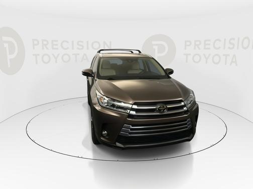 Toasted Walnut Pearl 2017 Toyota Highlander Limited