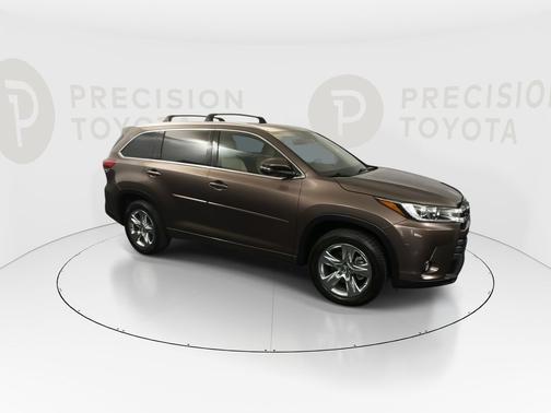 Toasted Walnut Pearl 2017 Toyota Highlander Limited