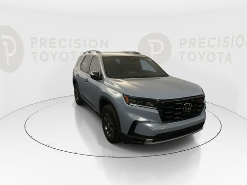 Sonic Gray Pearl 2024 Honda Pilot TrailSport