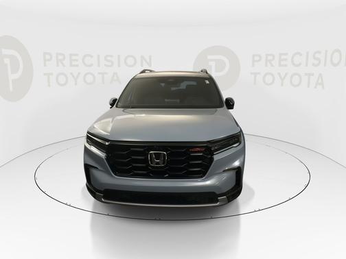 Sonic Gray Pearl 2024 Honda Pilot TrailSport