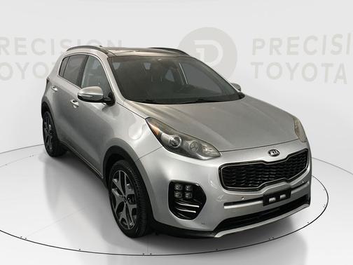 Sparkling Silver 2018 Kia Sportage SX