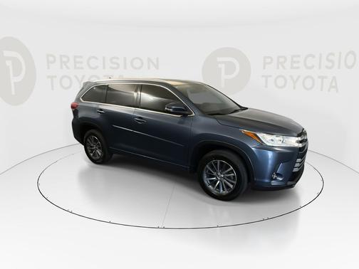 Shoreline Blue Pearl 2017 Toyota Highlander XLE