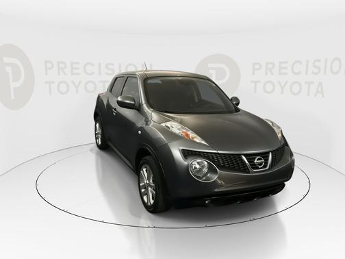 Gun Metallic Pearl Metallic 2012 Nissan Juke SL