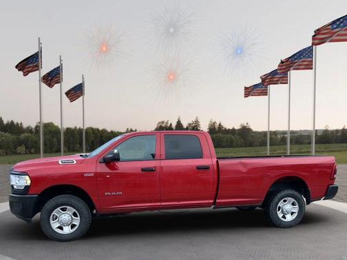 2020 RAM 2500 Tradesman Crew Cab 4X4 8' Box