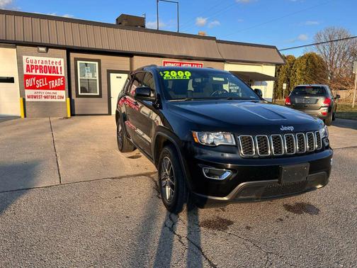 2018 Jeep Grand Cherokee Laredo E