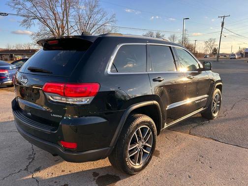 2018 Jeep Grand Cherokee Laredo E