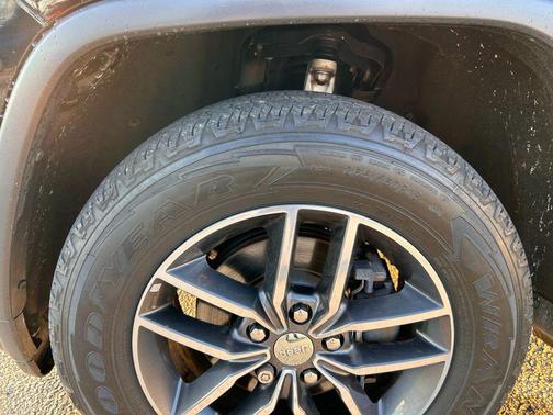 2018 Jeep Grand Cherokee Laredo E