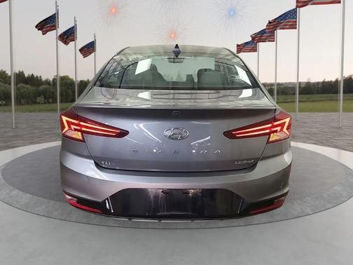 2019 Hyundai ELANTRA Limited