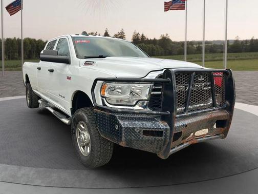 2020 RAM 2500 Tradesman Crew Cab 4X4 8' Box