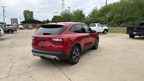 Red 2021 Ford Escape SE