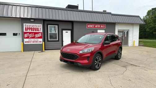 Red 2021 Ford Escape SE