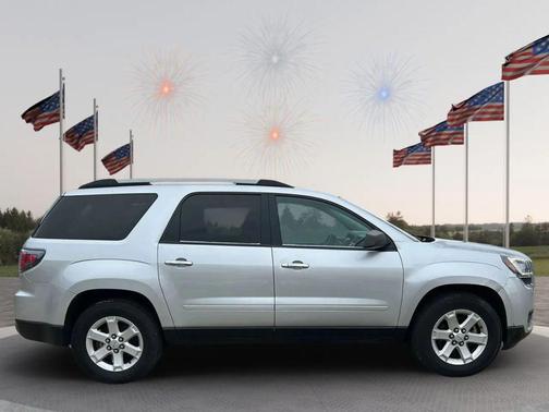 2015 GMC Acadia SLE-2