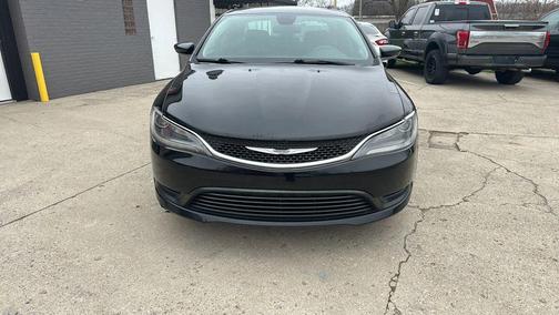 2016 Chrysler 200 S