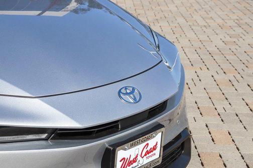 Cutting Edge 2026 Toyota Prius LE