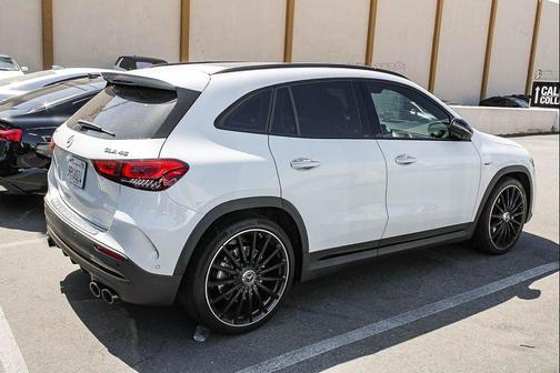 Digital White Metallic 2023 Mercedes-Benz AMG GLA 45 Base 4MATIC