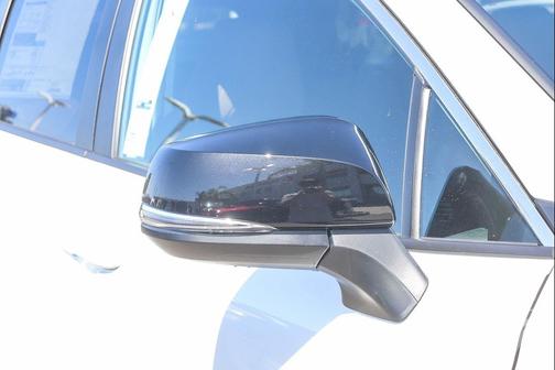 Wind Chill Pearl 2026 Toyota Corolla Cross XLE