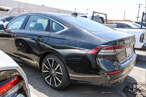 Crystal Black Pearl 2025 Honda Accord Hybrid Touring