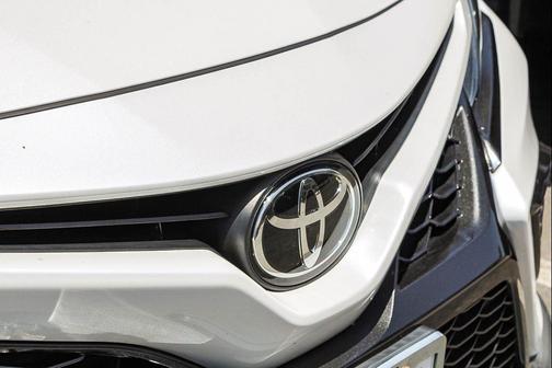 Wind Chill Pearl 2022 Toyota Camry XSE