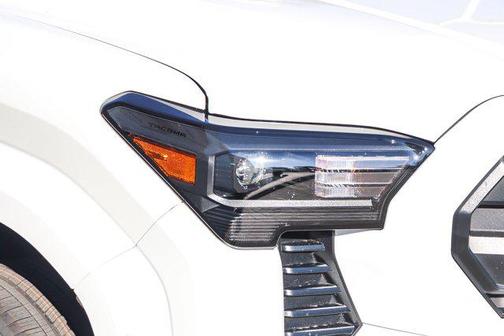 Ice Cap 2025 Toyota Tacoma SR5