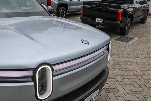 Silver 2025 Rivian R1S Adventure