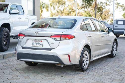 Classic Silver Metallic 2020 Toyota Corolla LE