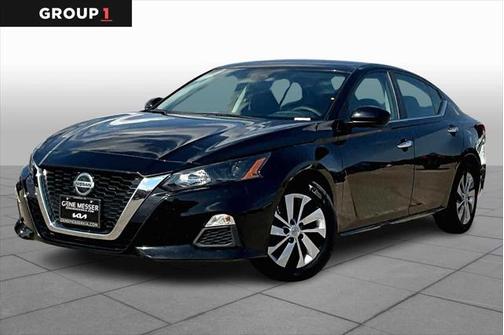 2022 Nissan Altima S FWD