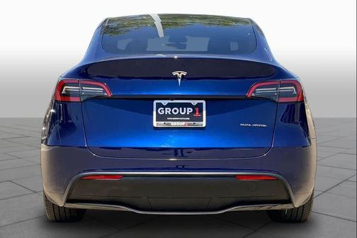 Deep Blue Metallic 2023 Tesla Model Y Long Range Dual Motor All-Wheel Drive