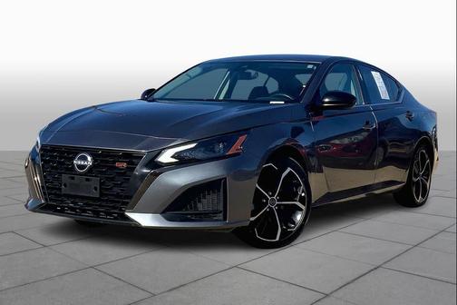 2023 Nissan Altima SR FWD