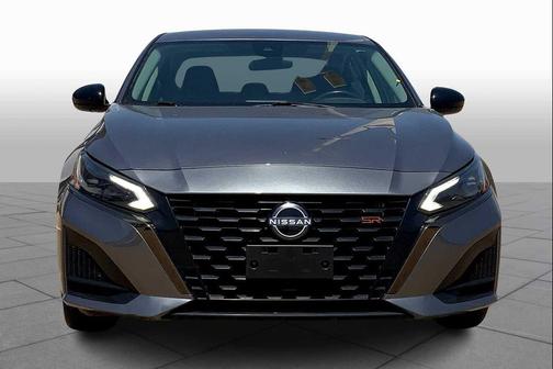 2023 Nissan Altima SR FWD