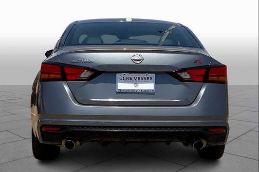 2023 Nissan Altima SR FWD