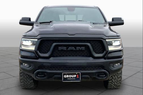 Diamond Black Crystal Pearlcoat 2020 RAM 1500 Rebel
