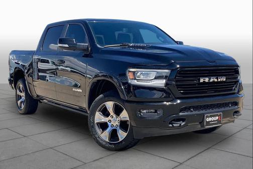 Diamond Black Crystal Pearlcoat 2019 RAM 1500 Laramie