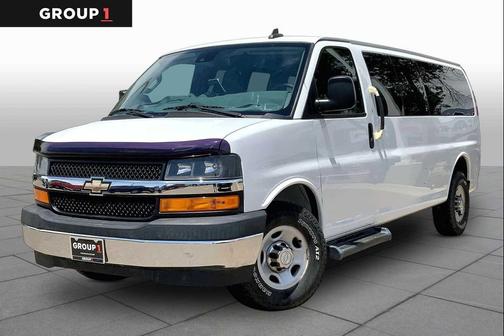 Summit White 2019 Chevrolet Express 3500 LT