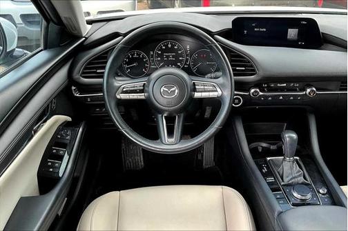2023 Mazda Mazda3 FWD w/Preferred Package