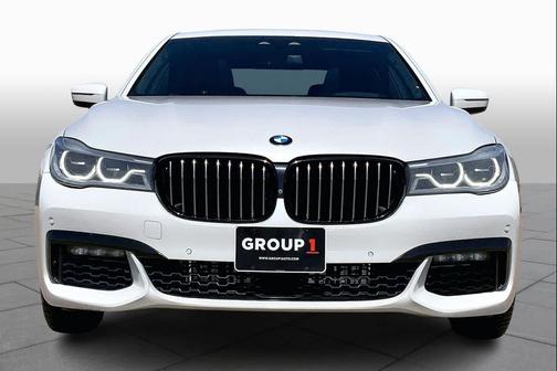 2017 BMW 750 i xDrive