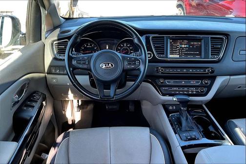 2018 Kia Sedona SX