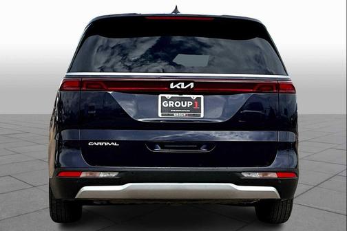 Deep Chroma Blue 2024 Kia Carnival LX